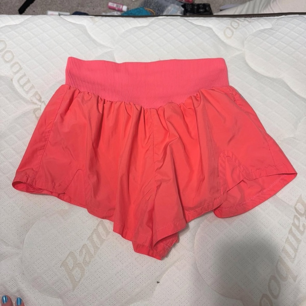 Free People BRAND NEW carpe diem shorts size medium hibiscus SOLD OUT ONLINE